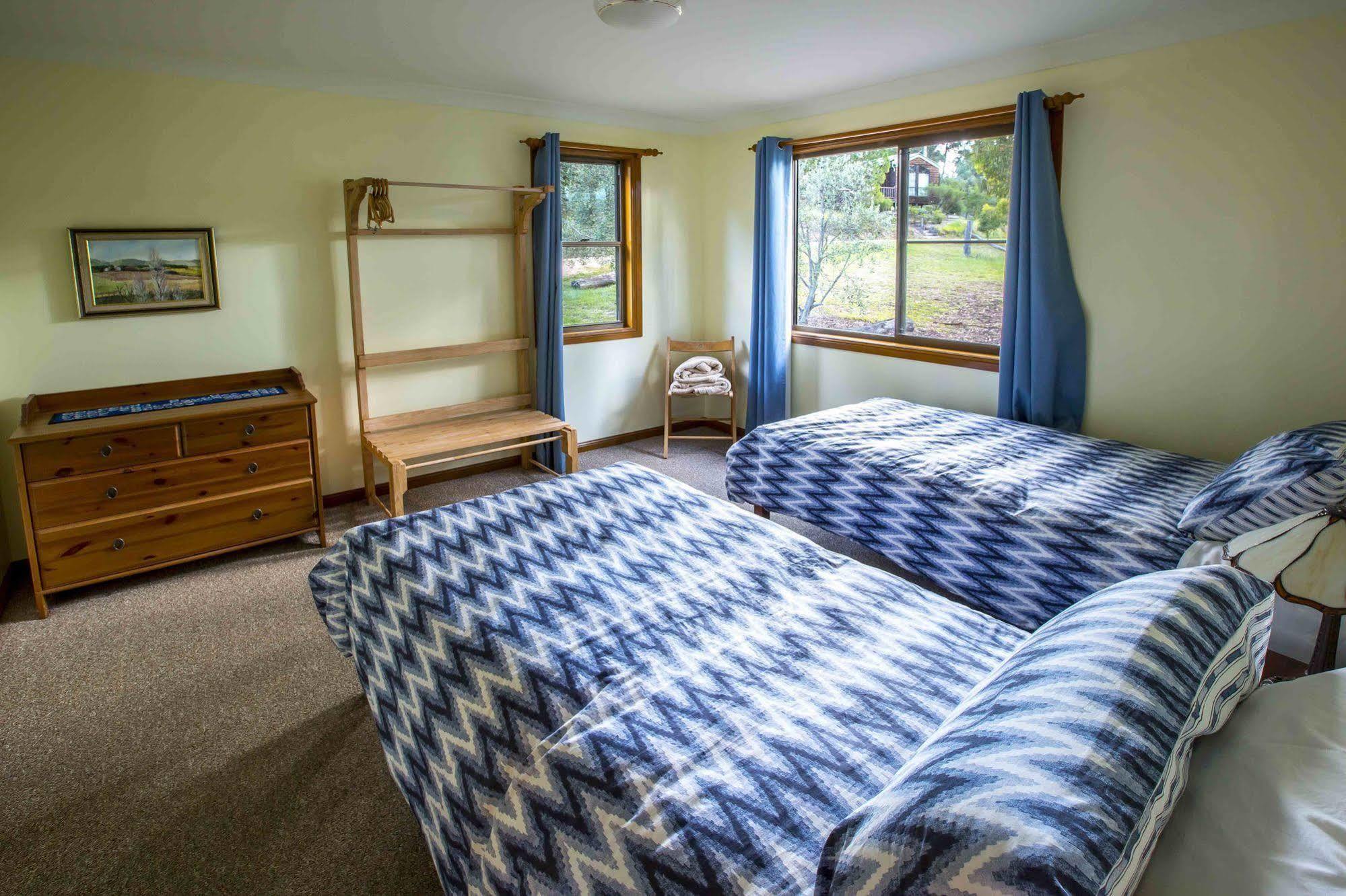 Wisteria Cottage Wyberba Экстерьер фото